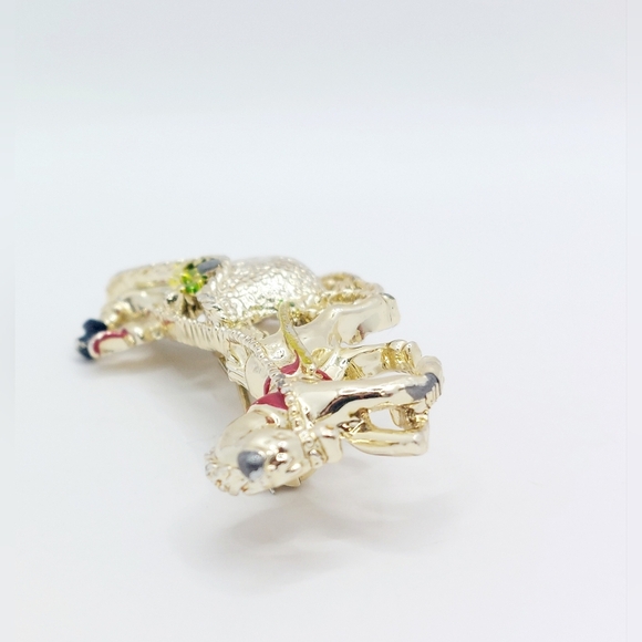 Vintage Gerry's One Horse Open Sleigh Ride Christmas Enamel Brooch Pin Gold Tone - Picture 6 of 7